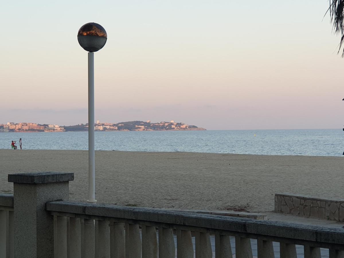 Apartamento 1ª Linea De Mar Cambrils Vilafortuny المظهر الخارجي الصورة